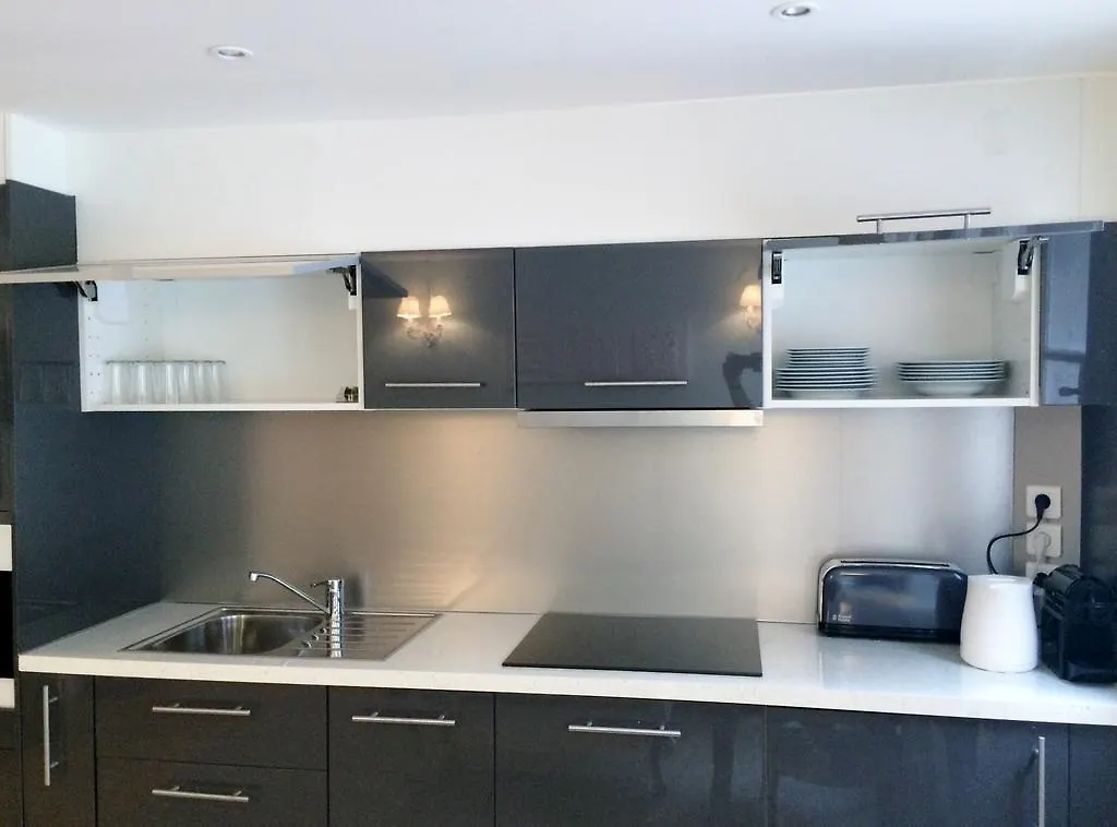 Petit Trianon-etoile Apartament *