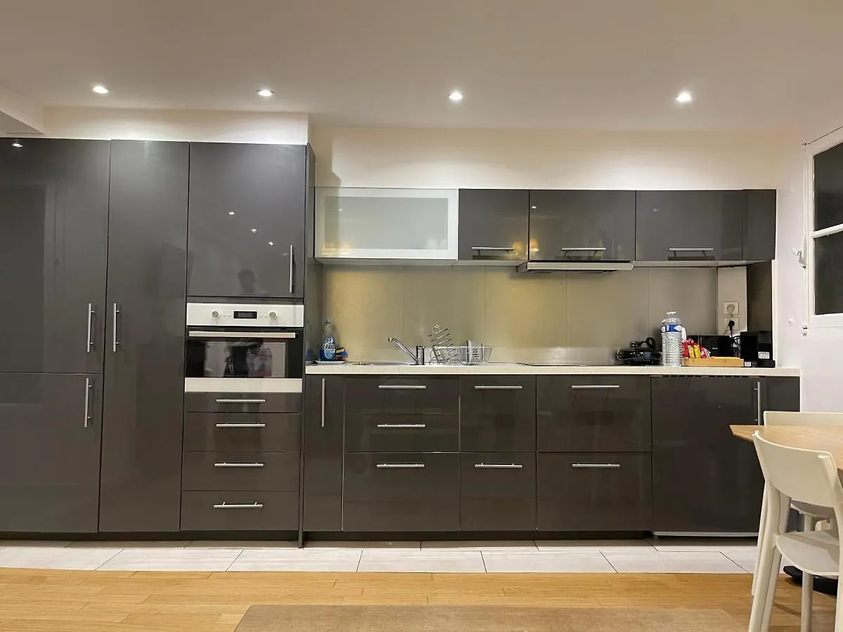 Appartement Petit Trianon-etoile Parijs